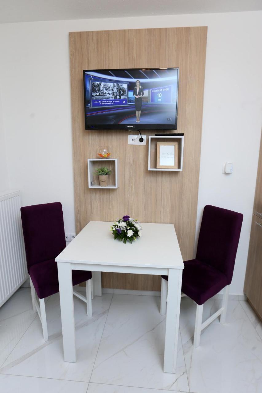 Apartmani Mila Laktasi Ngoại thất bức ảnh